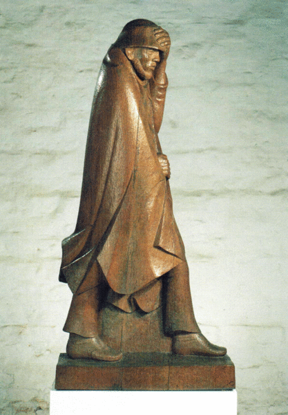 Ernst Barlach, Wanderer im Wind, 1934, Holz (Eiche), Foto: Uwe Seemann